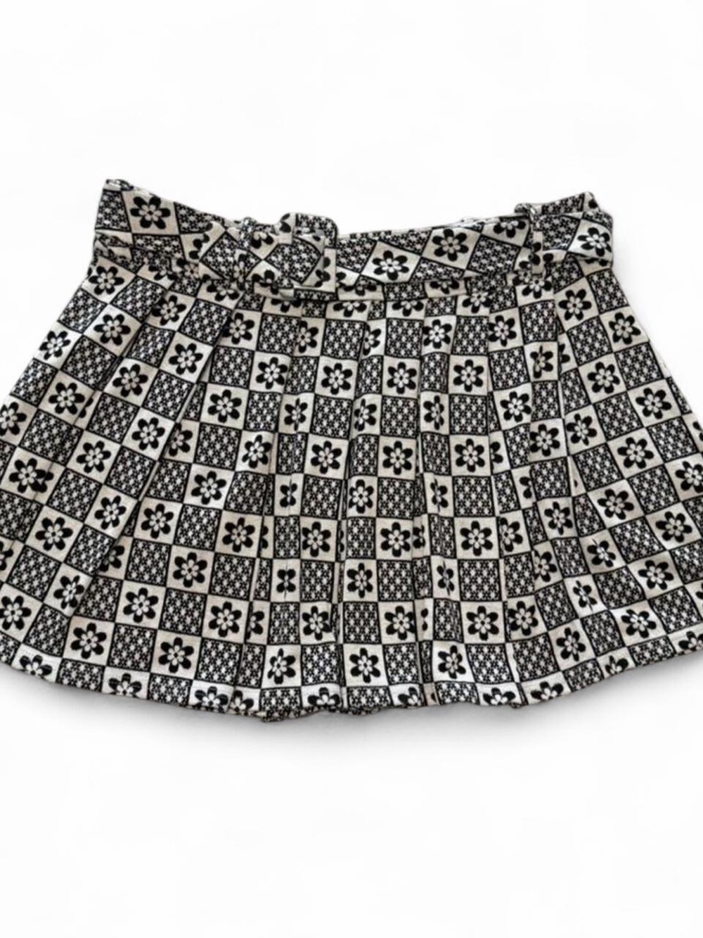 Monochrome Floral Check Pleated Mini Skirt